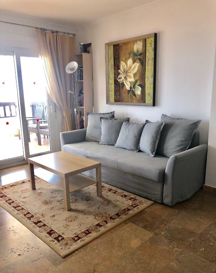 Beachfront Penthouse Apartment With Large Terrace And Breathtaking Sea Views Close To Marbella Spain Sitio de Calahonda Exteriér fotografie