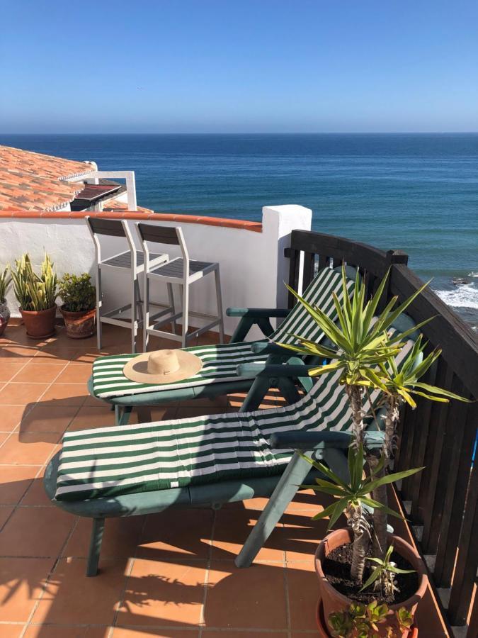 Beachfront Penthouse Apartment With Large Terrace And Breathtaking Sea Views Close To Marbella Spain Sitio de Calahonda Exteriér fotografie